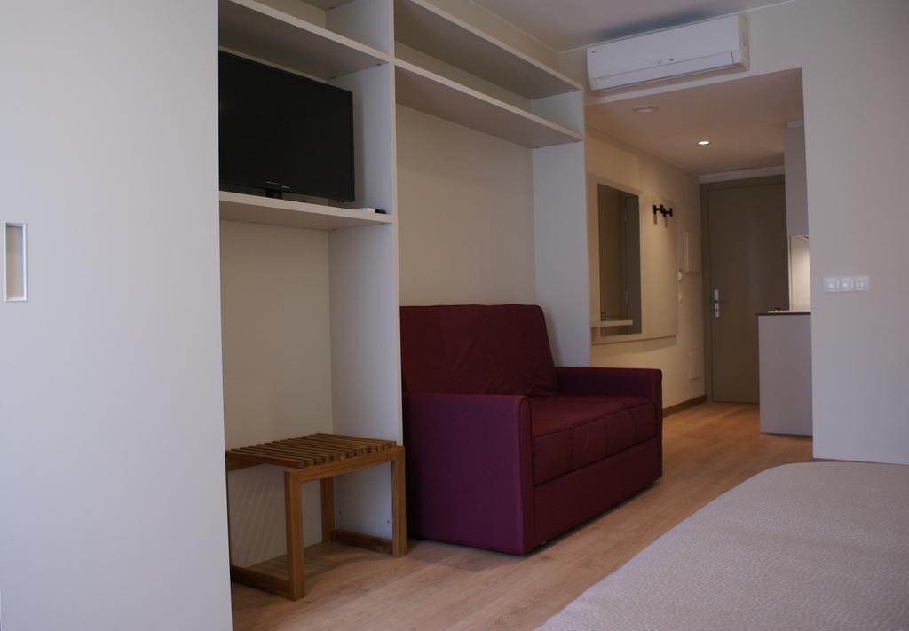 Aparthotel K Φιγκέρες Δωμάτιο φωτογραφία